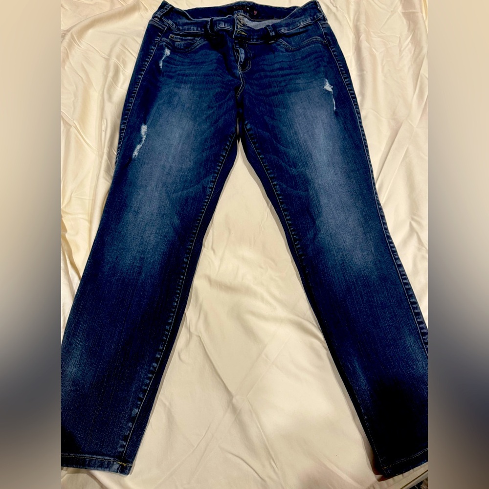 Torrid premium jeans like new worn 4 times